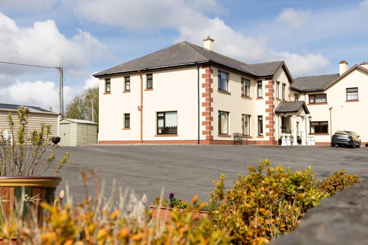 Station House Bed & Breakfast Ennistimon Exteriör bild