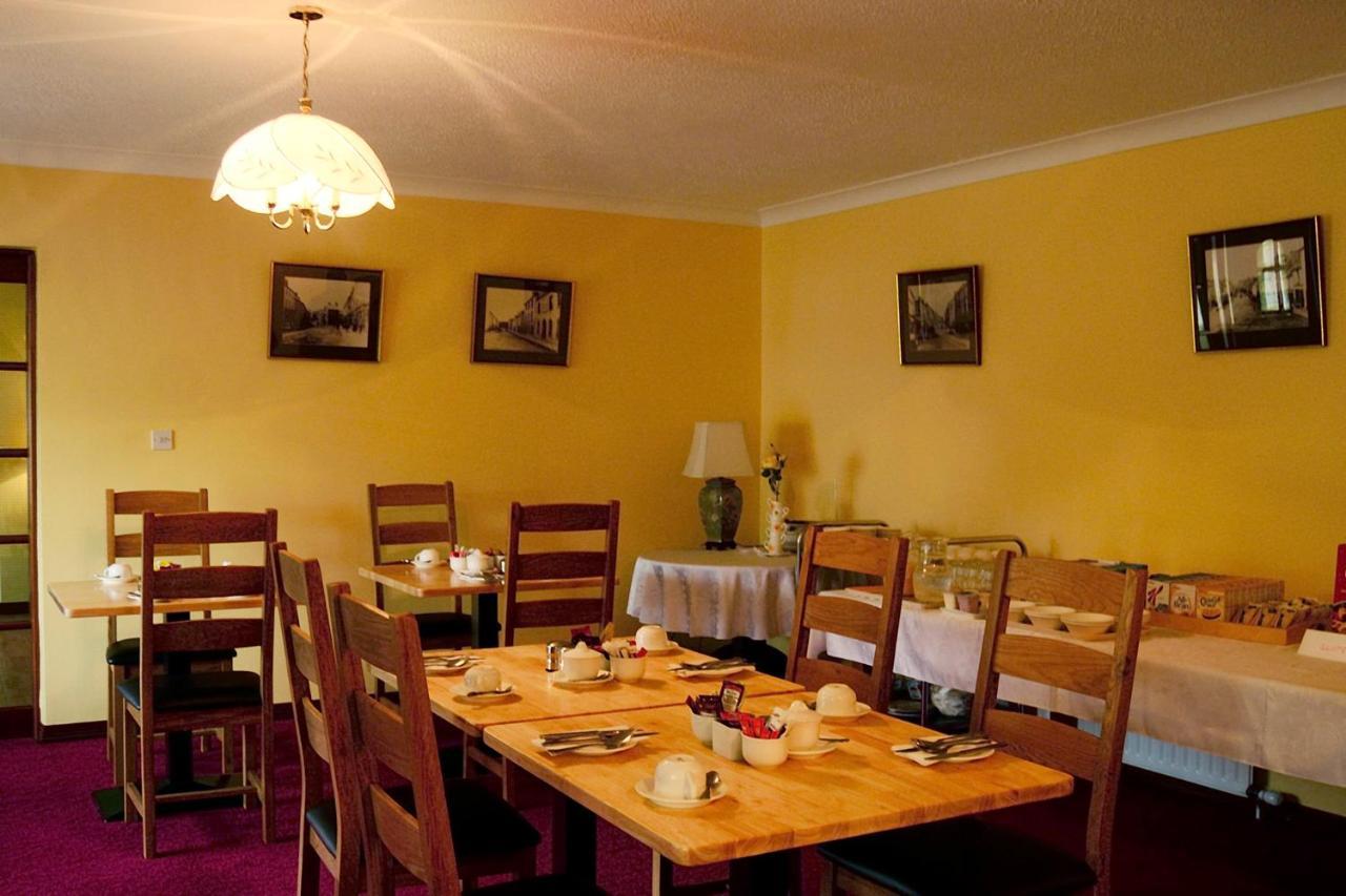 Station House Bed & Breakfast Ennistimon Exteriör bild